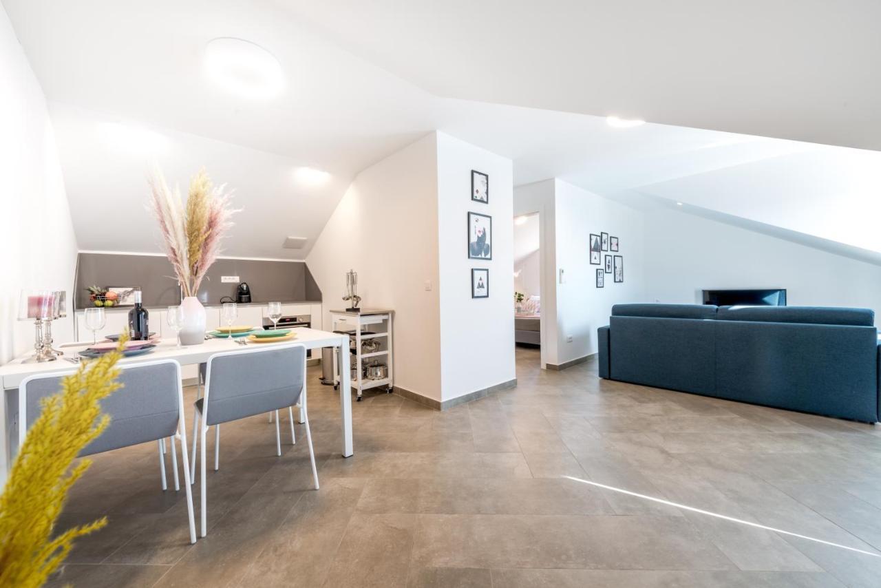 Apartments Villa Poco Loco Mlini Eksteriør billede